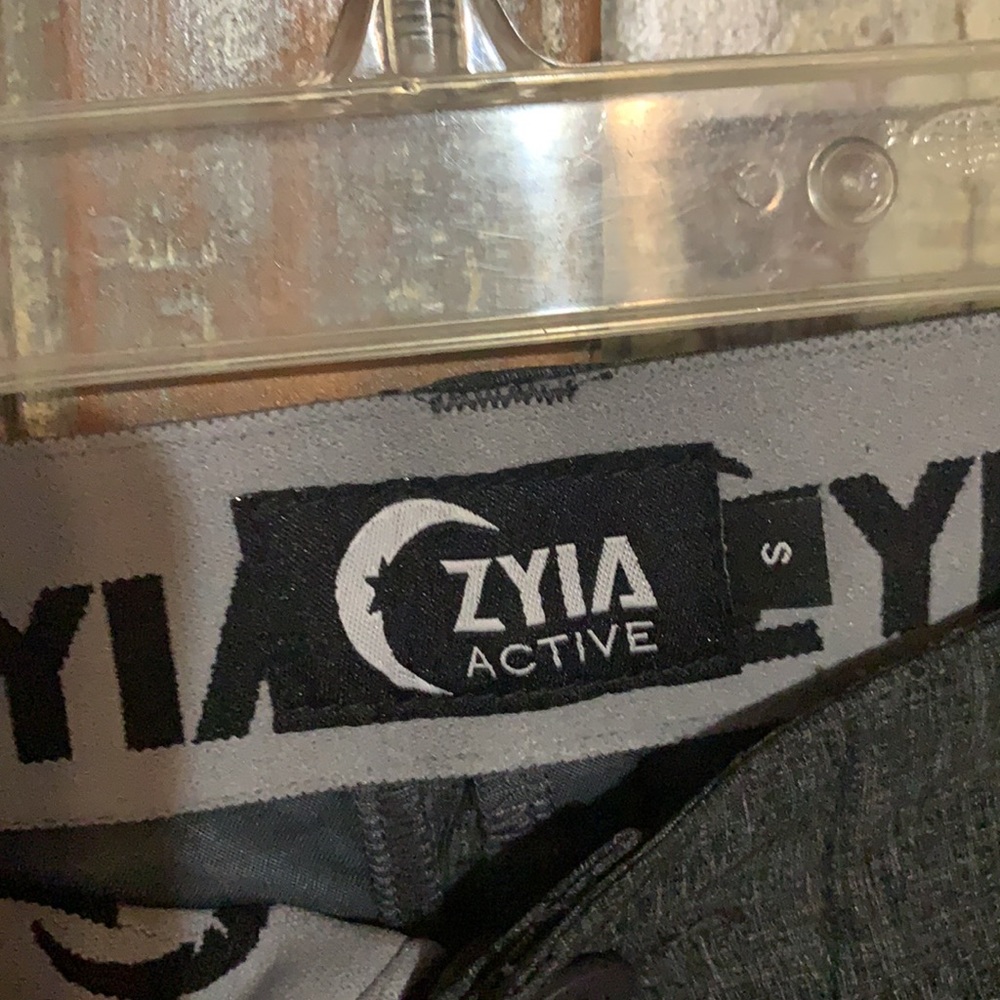 ZYIA Trainer Pants - Picture 2 of 5